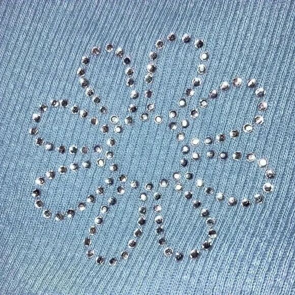 Brand new cropped bedazzled flower shirt with ruffles size medium - Picture 3 of 4